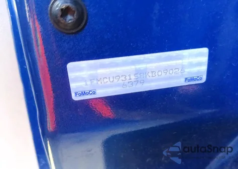 2008 Ford Escape Xlt z USA, uszkodzony, nr VIN 1FMCU93158KB09026